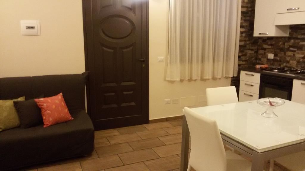 Case Vacanza Tony Calatabiano Cameră foto